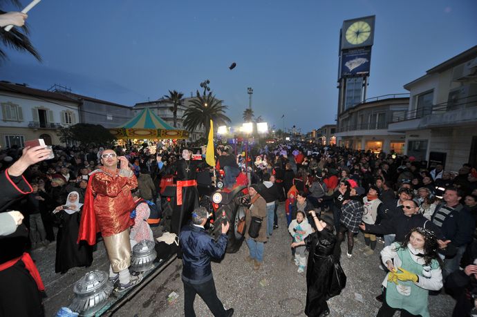 Ingrandisci la foto